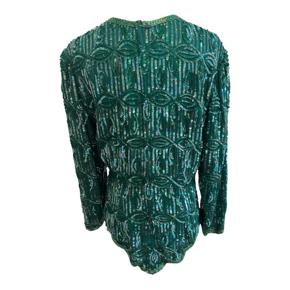 90s FRANK USHER GREEN SEQUIN & BEADED LONG SLEEVE COLLARLESS TOP W SCALLOPED HEM - Picture 4 of 11